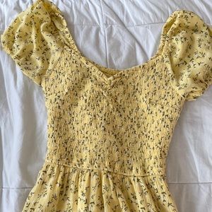 hollister mini yellow floral dress